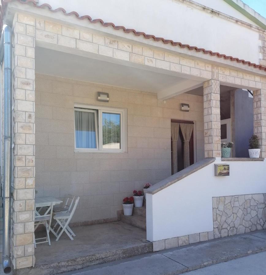 Apartments Nana Биоград на Мору Екстериор снимка