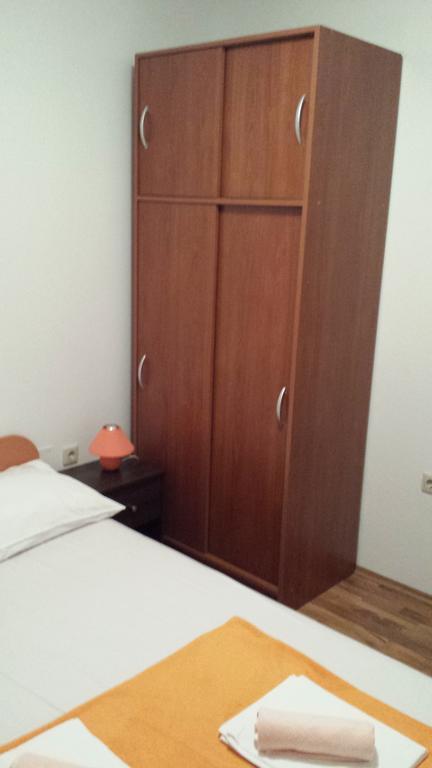 Apartments Nana Биоград на Мору Екстериор снимка